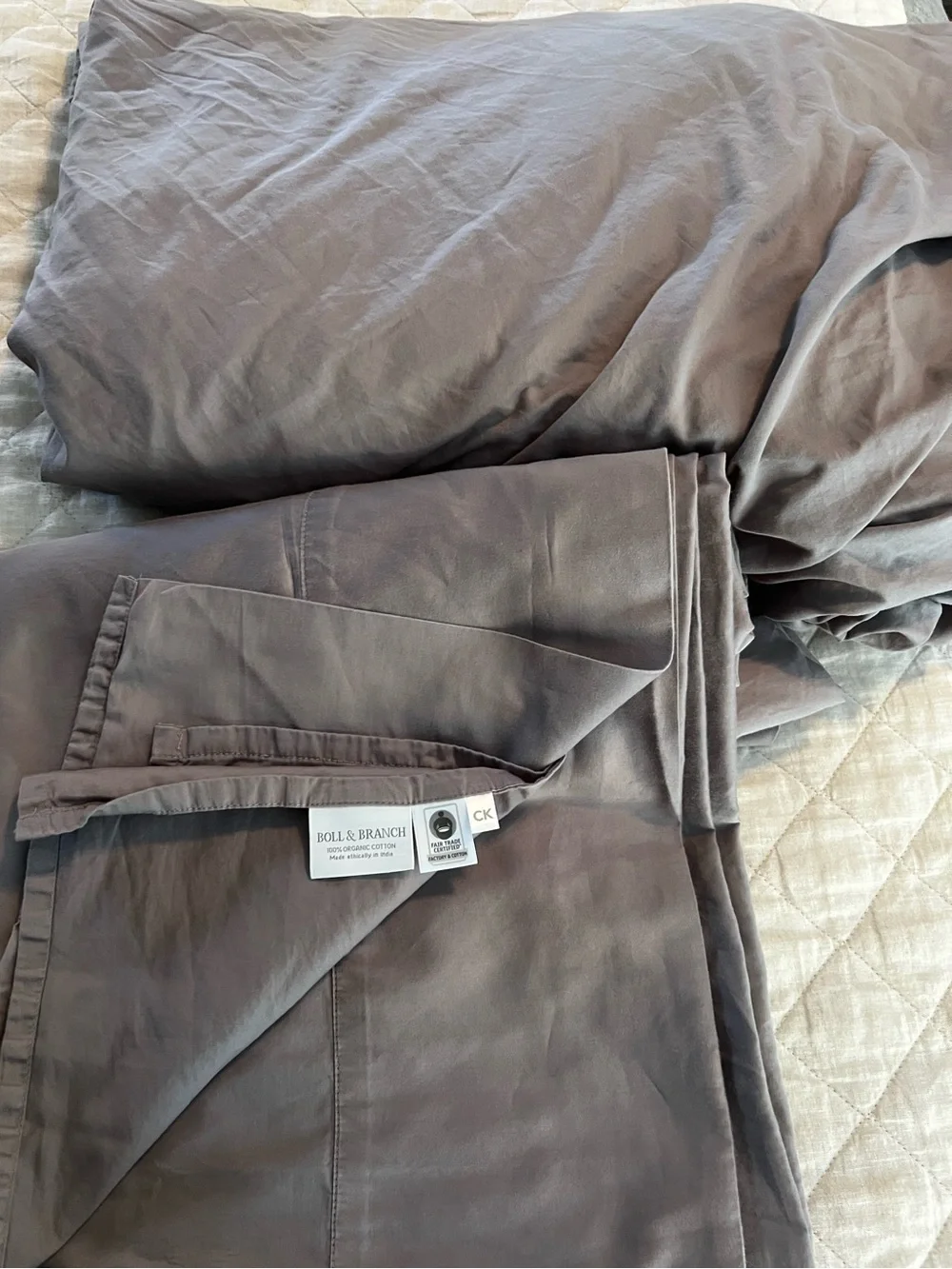 BOLL & BRANCH Signature Hemmed Cal King Sheet Set - Stone Gray